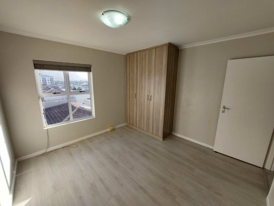 To Let 2 Bedroom Property for Rent in Muizenberg Western Cape